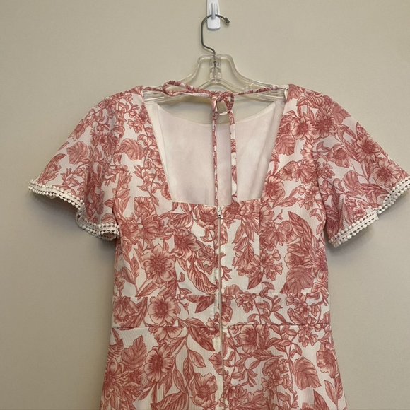 B Darlin | Pink Floral Mini Dress | Size 0 - Picture 5 of 5